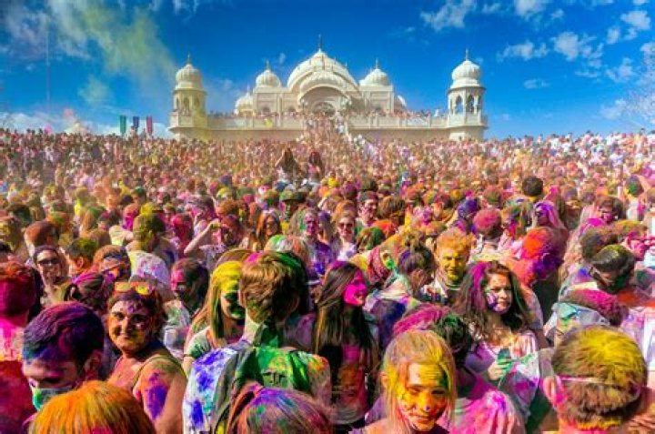 Are color runs Hindu?
