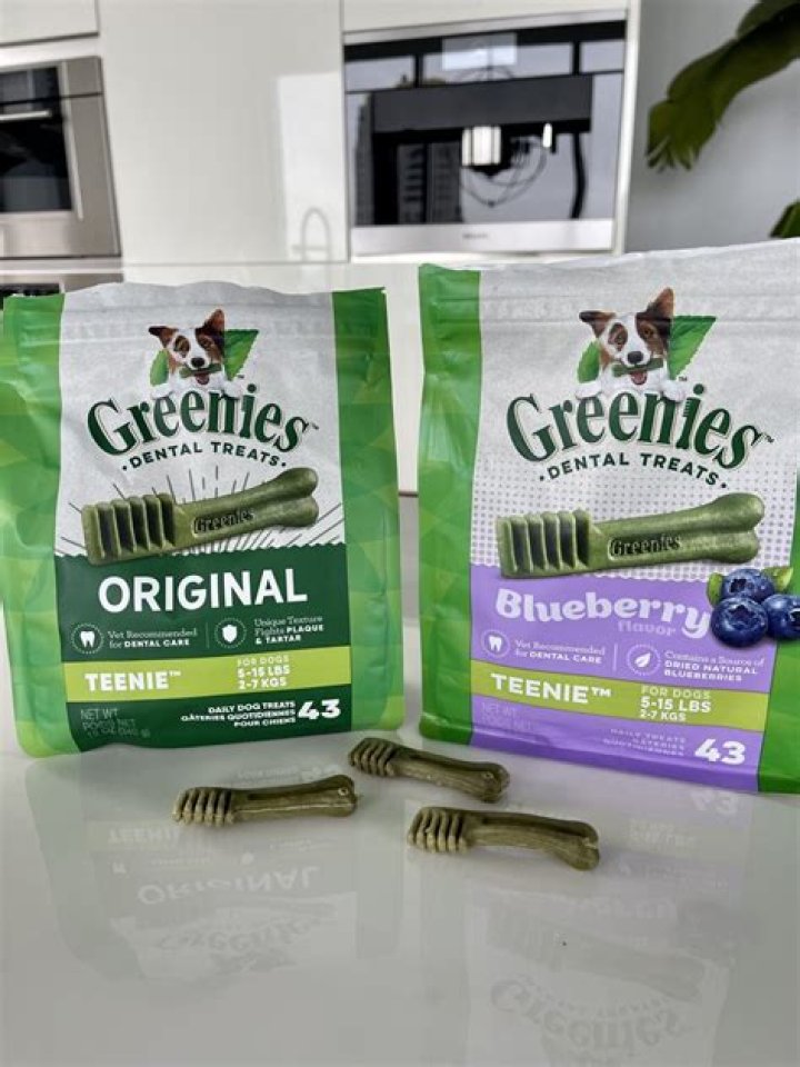 Are Greenies or Dentastix better?