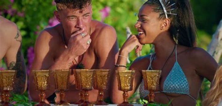 Are Jackson and Izzy still together?