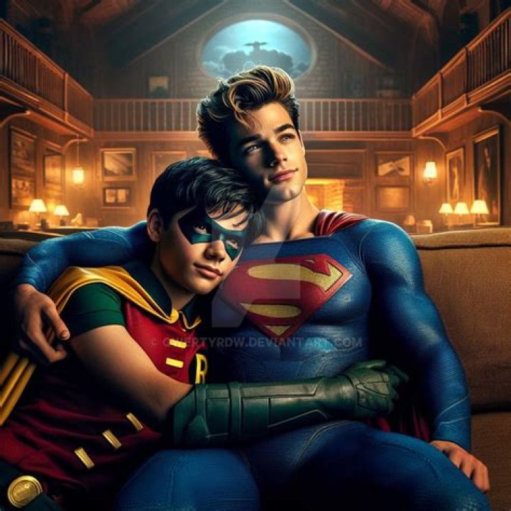 Are Robin and Superboy dating?