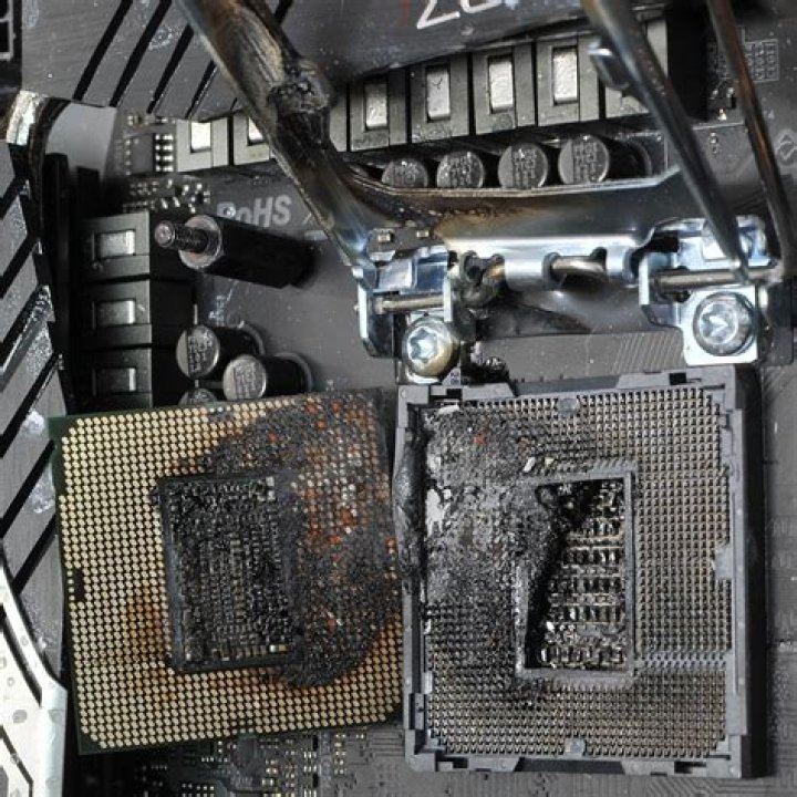 Can a CPU fry a motherboard?