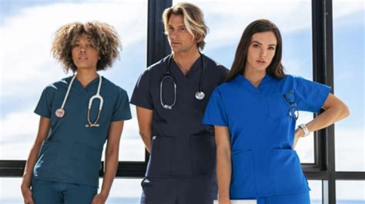 Can doctors wear scrubs outside?