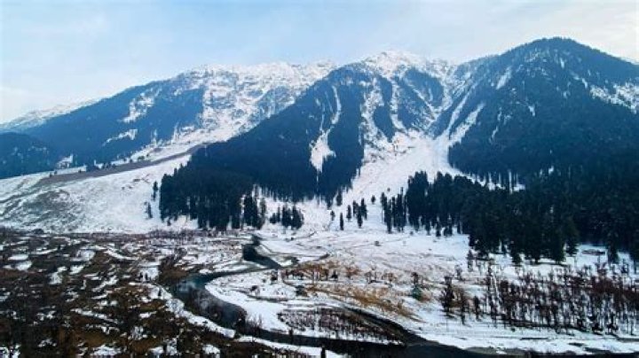 Can Indian visit Azad Kashmir?