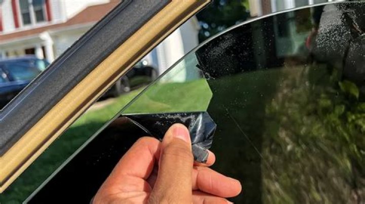 Can you fix scratched window tint?