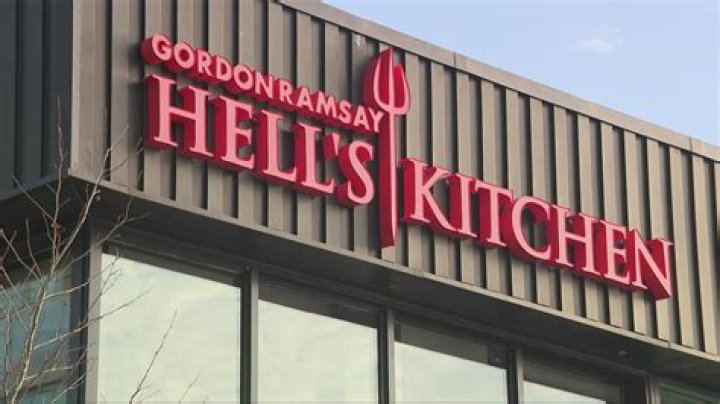 Do Hell's Kitchen customers pay?