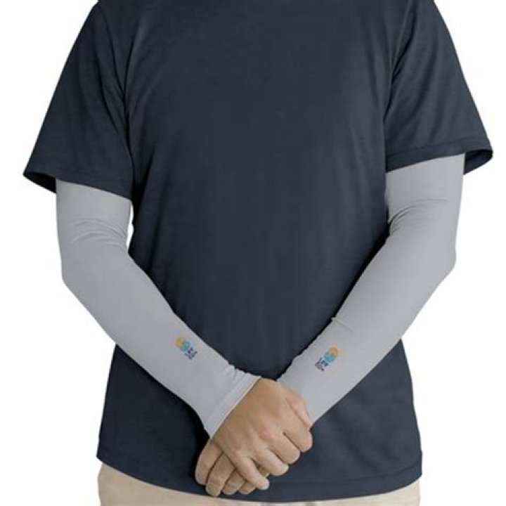 Do long sleeves protect from sun?