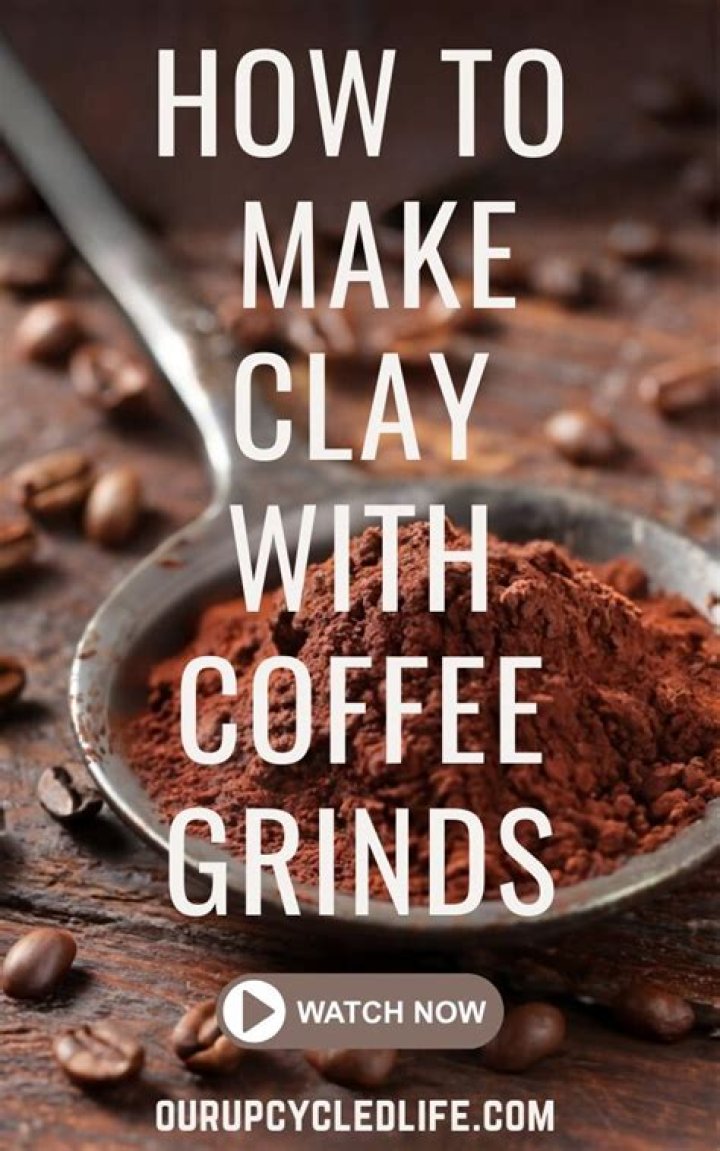 Does Rubbing coffee grounds on cellulite work?