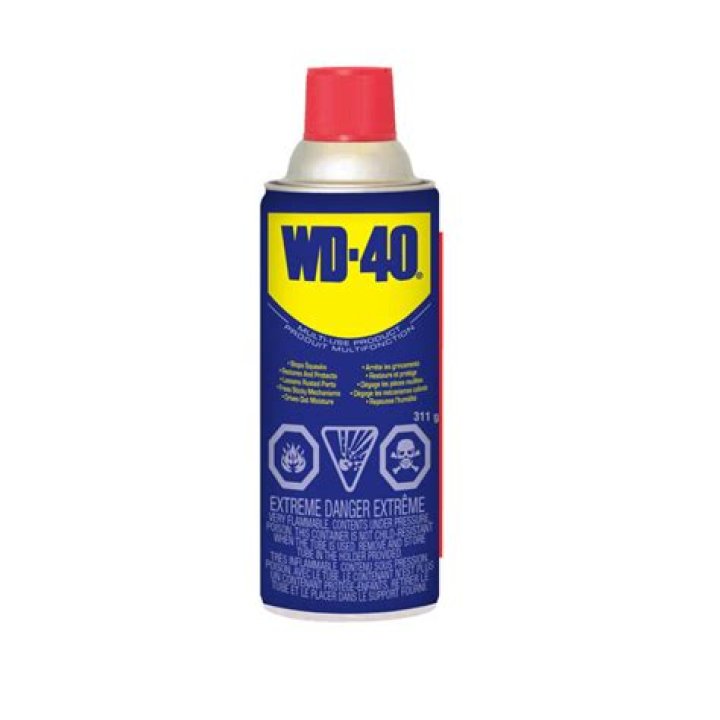 Does WD 40 remove caulk?
