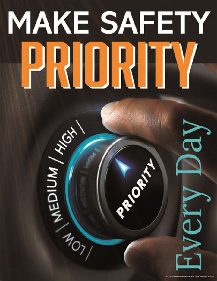 How can workplace make safety priority?