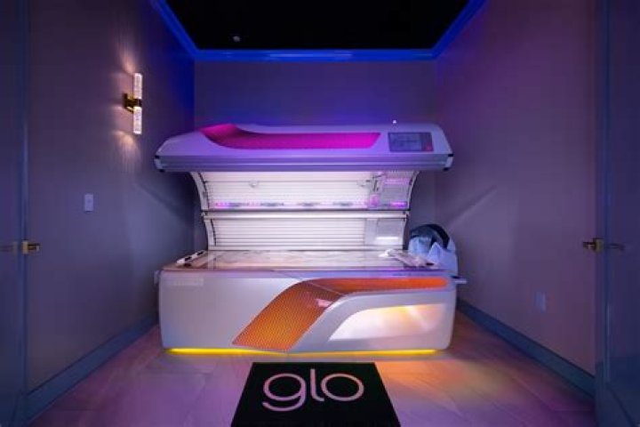 How do you get super dark in a tanning bed?