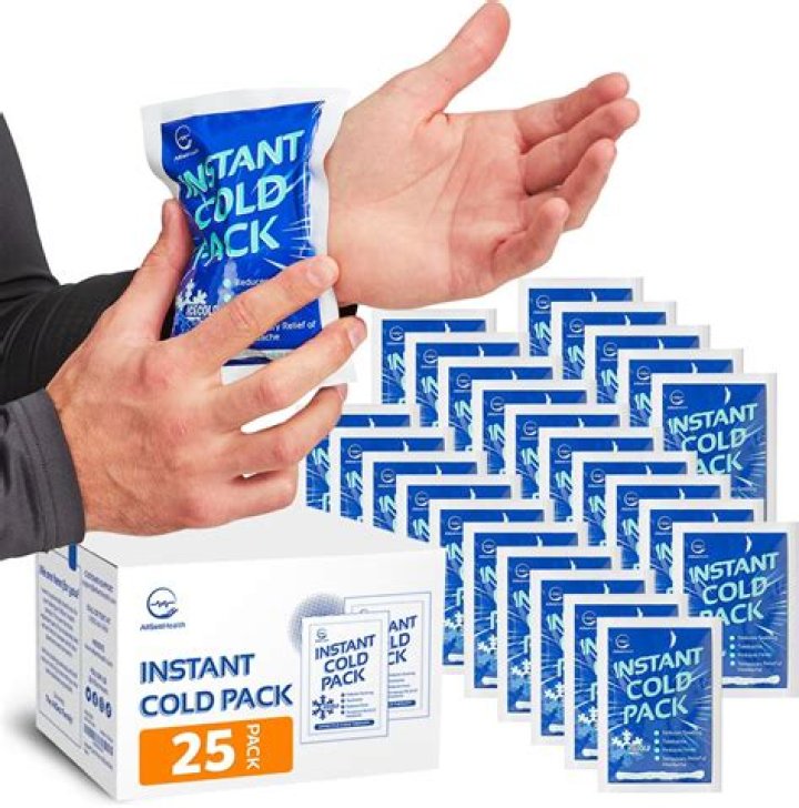 How do you make an ice pack with alcohol?