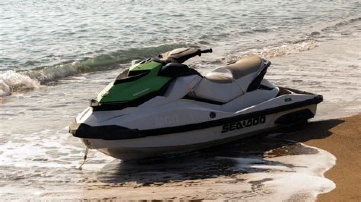 How do you start a jet ski without a trailer?