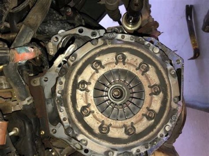 How long does a 370Z clutch last?
