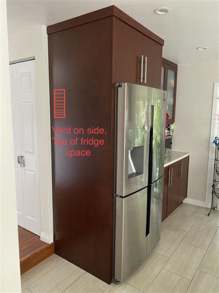 How long does a fridge need to be turned off before moving?