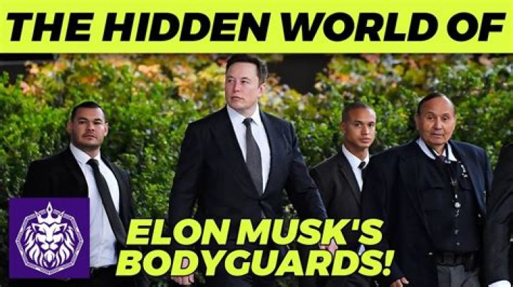 How many bodyguards does the Queen have?