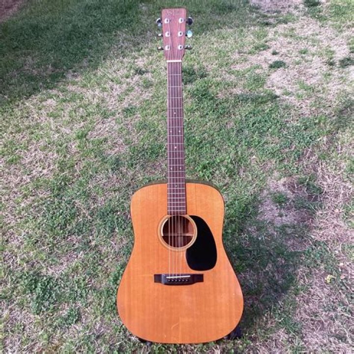 How old does a guitar have to be to be vintage?