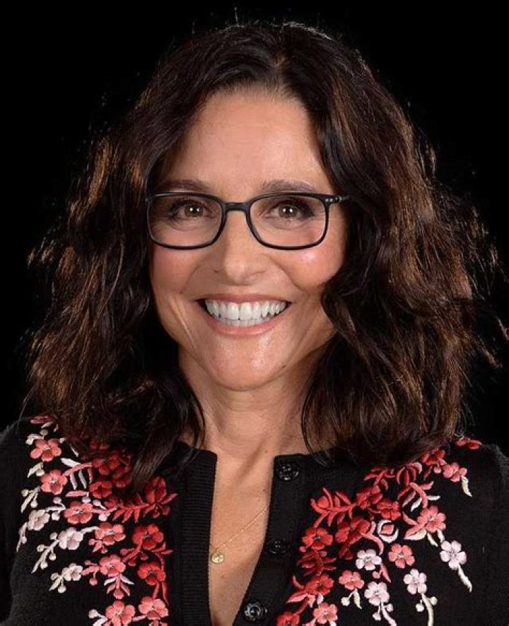 How old is Julia Dreyfus?