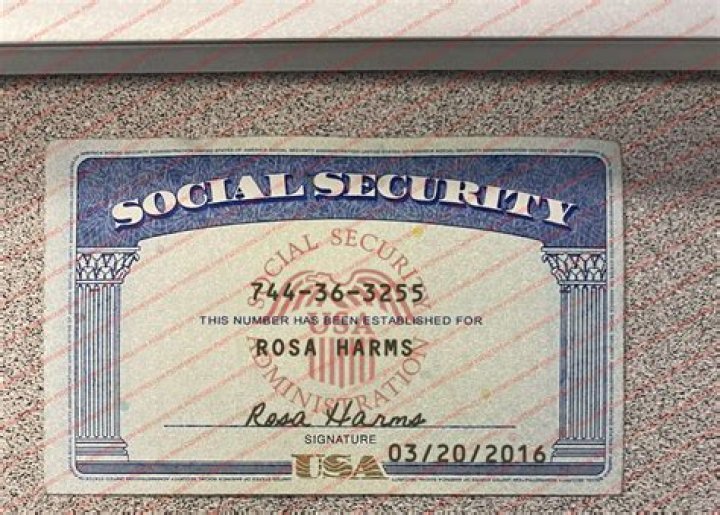 Is an unsigned Social Security card valid?
