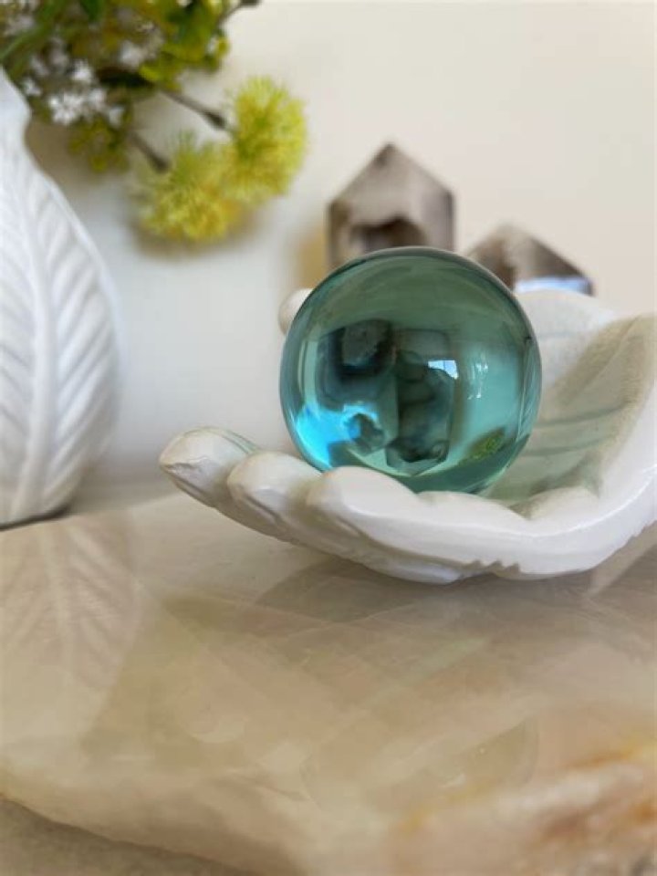 Is Aqua obsidian man made?