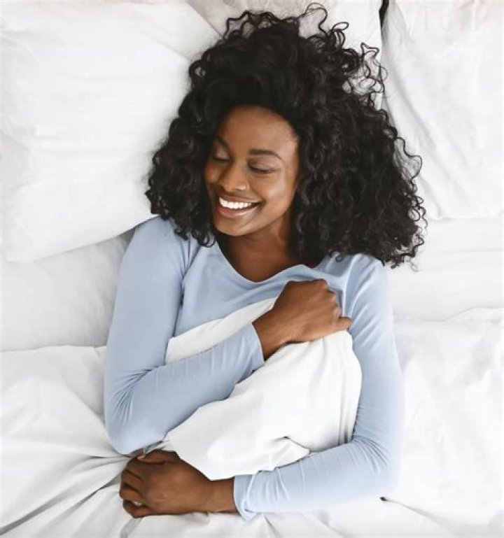 Is going commando at night good?