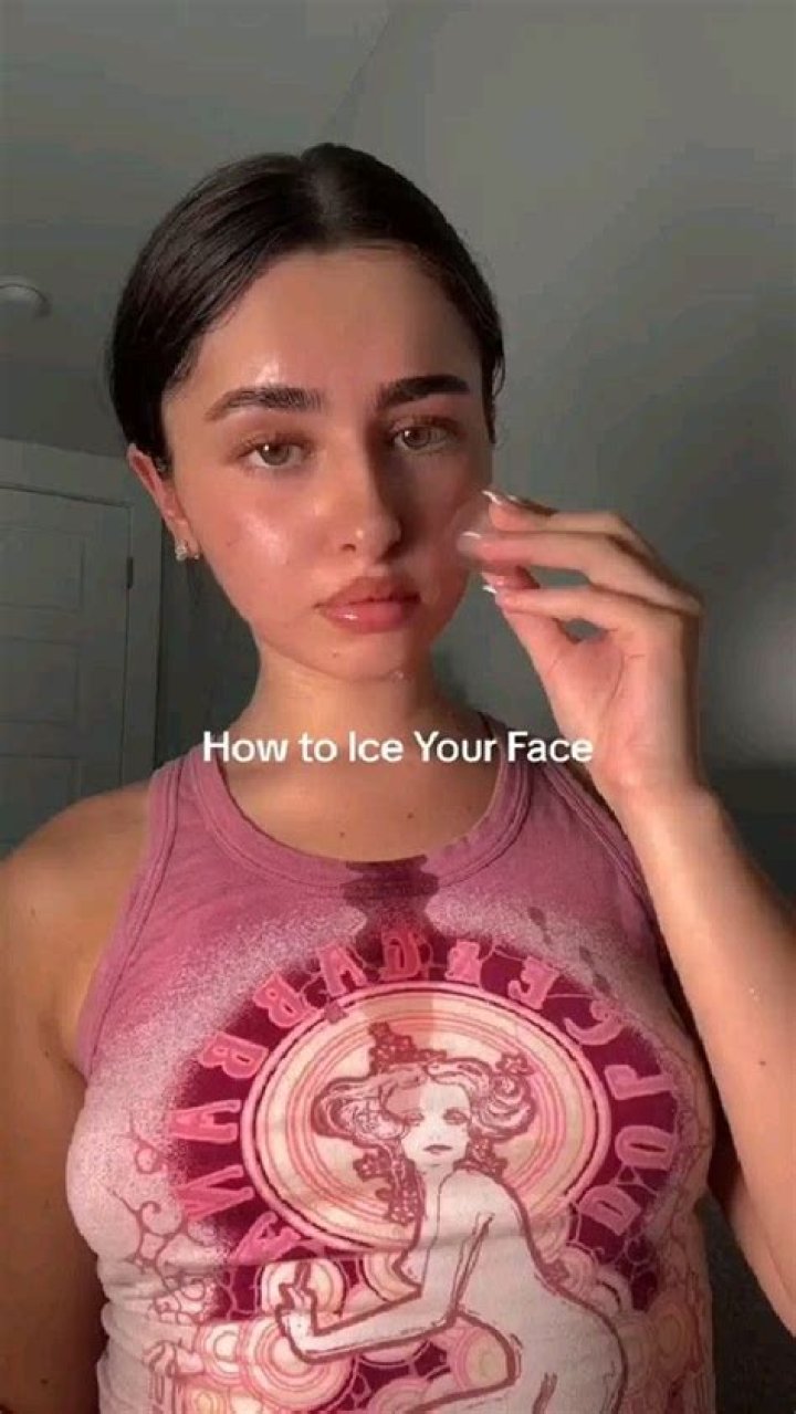 Is it bad to ice your face?