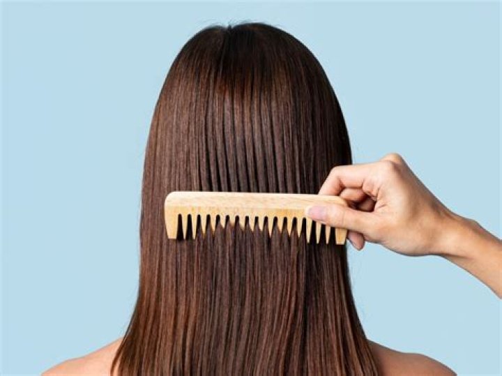 Is Neem comb good for hair?
