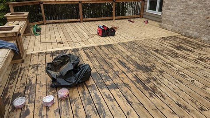 Should I sand deck before staining?