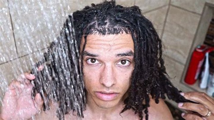 Should I spray my dreads with water?
