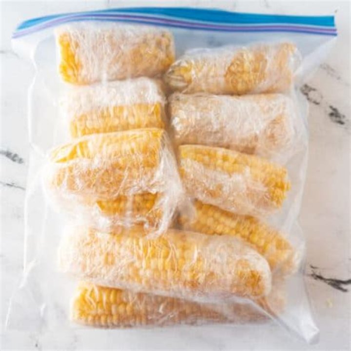 Should you cook fresh corn before freezing?