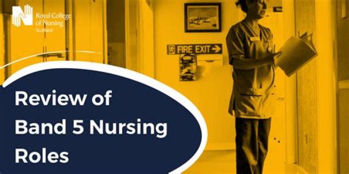 What do band 5 nurses earn?