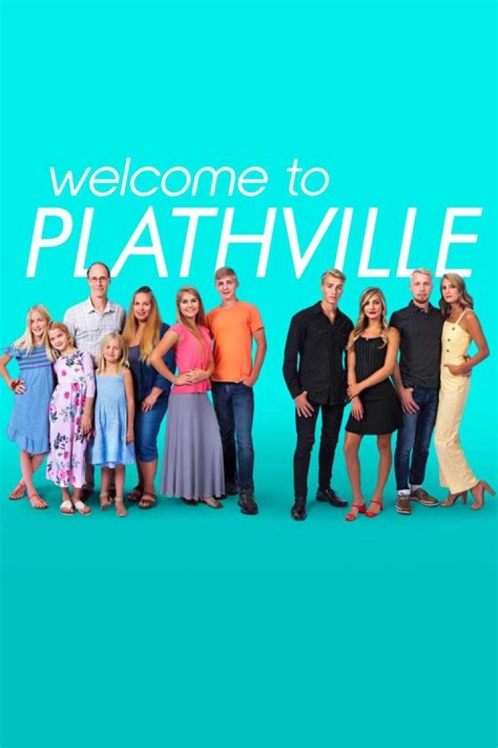 What does the father on Plathville do?