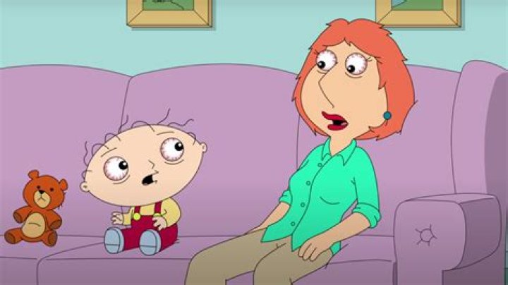 What episode does Stewie split his head?