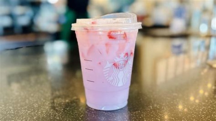 What is in a purple drink from Starbucks?