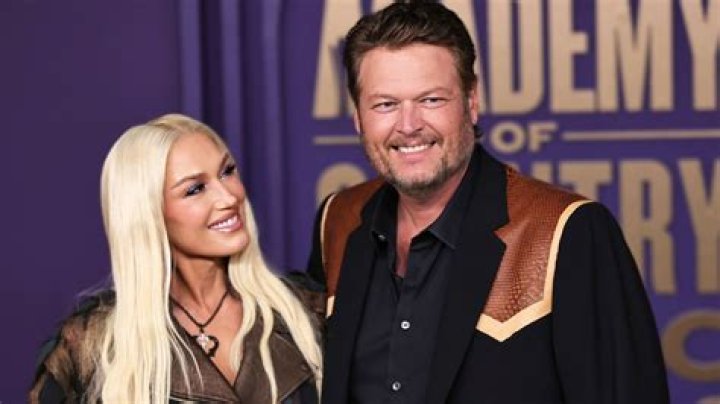 What is the age difference between Blake Shelton and Gwen Stefani?