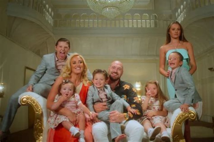 What music does Tyson Fury walk out to?