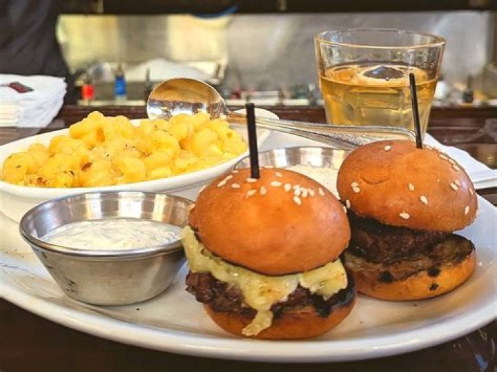 Whats so good about Mykonos?