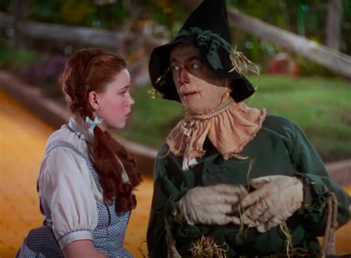 Who does Scarecrow fear?