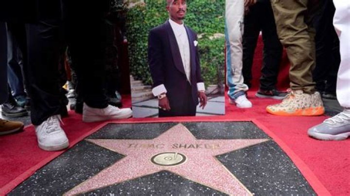 Who is getting a star on the Walk of Fame in 2021?