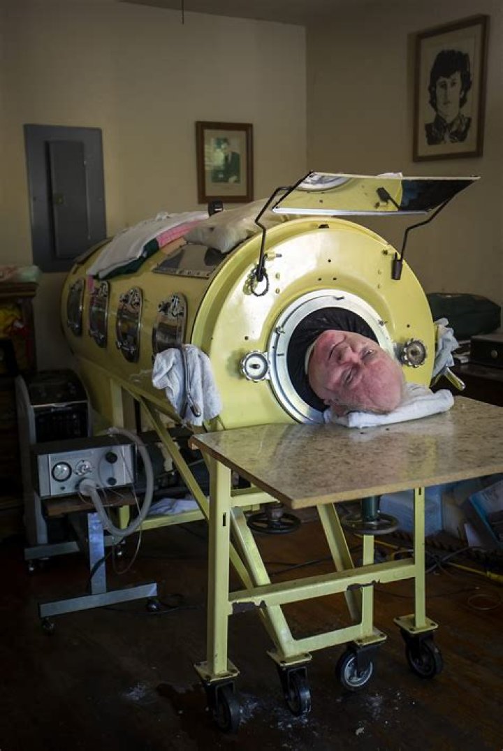 Who still lives in igloos?