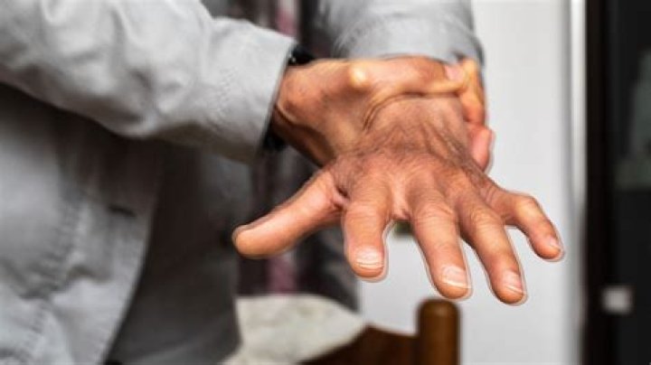 Why are my knees weak and shaky?