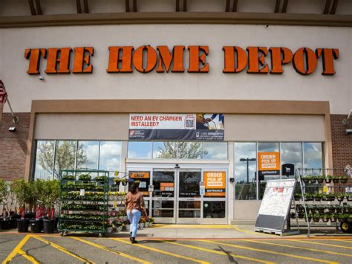 Will they cut wood for you at Home Depot?